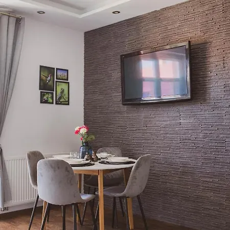 Apartament Wolnosci アパート